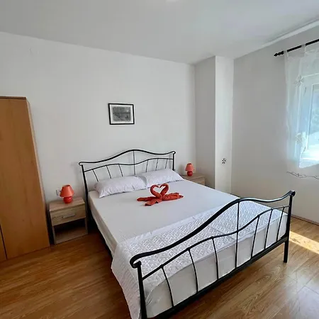 Monika Apartment